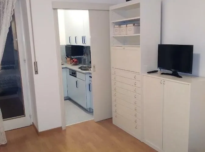 App. Castel Gatto 酒店 *